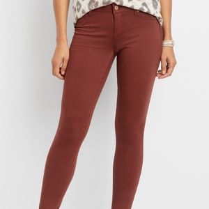 The Jegging Mid Rise Jeans